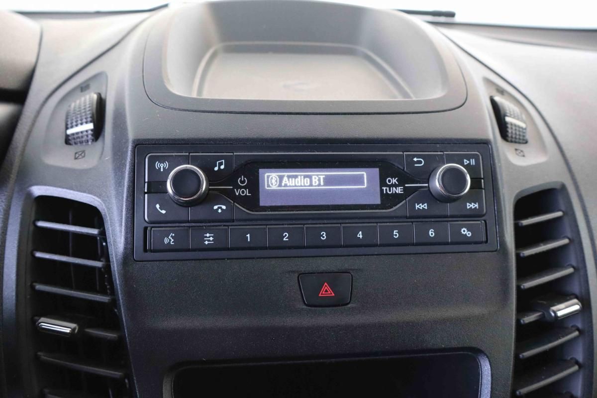 ford-transit-connect-2023-diesel-1499cc