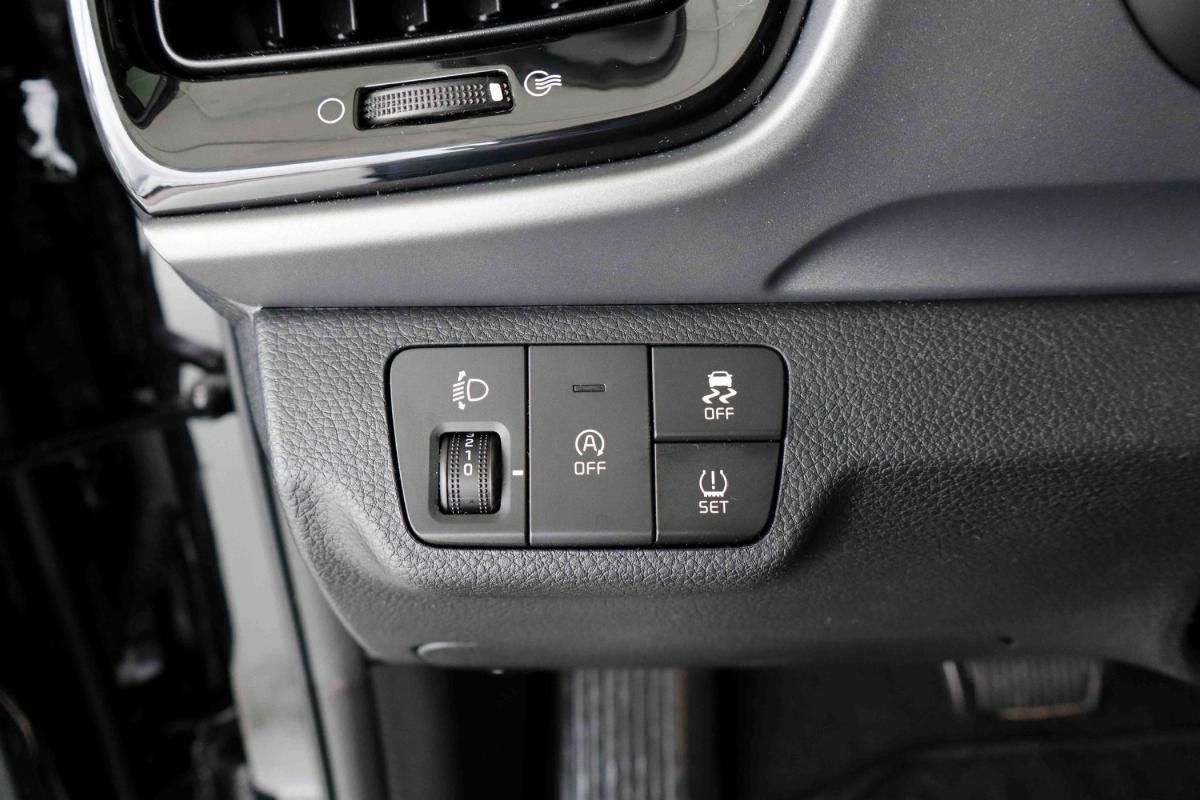 kia-stonic-2025-gasolina-998cc