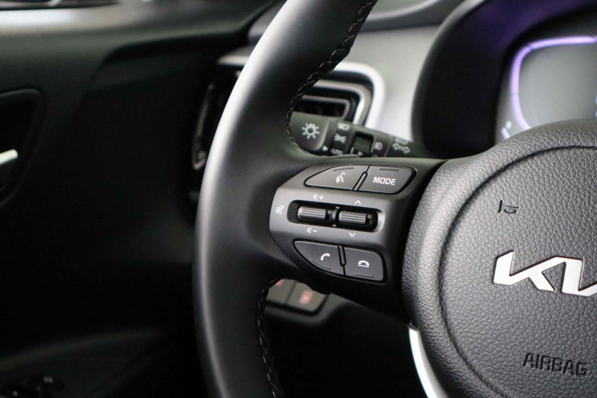 kia-stonic-2025-gasolina-998cc