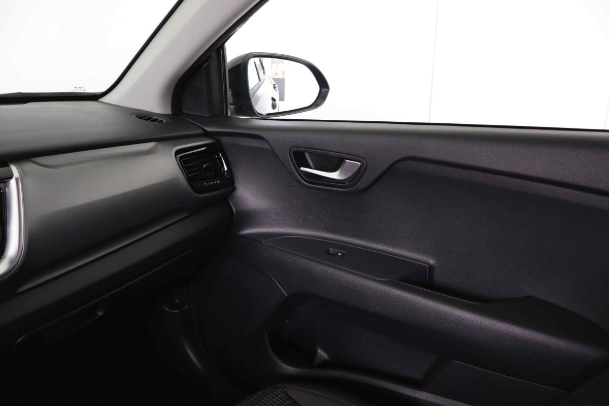 kia-stonic-2025-gasolina-998cc