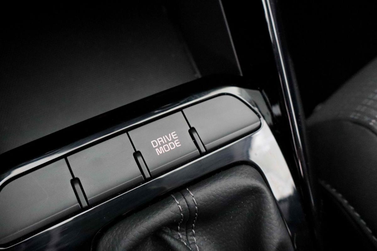 kia-stonic-2025-gasolina-998cc
