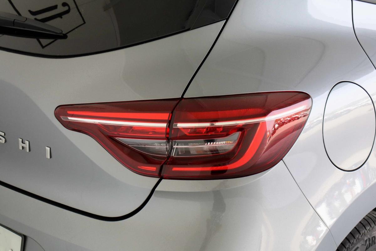 mitsubishi-colt-2025-gpl-999cc