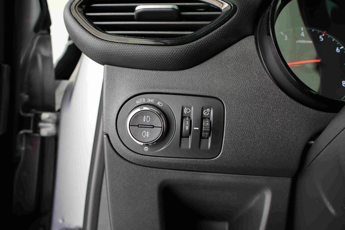 opel-crossland-2022-gasolina-1199cc