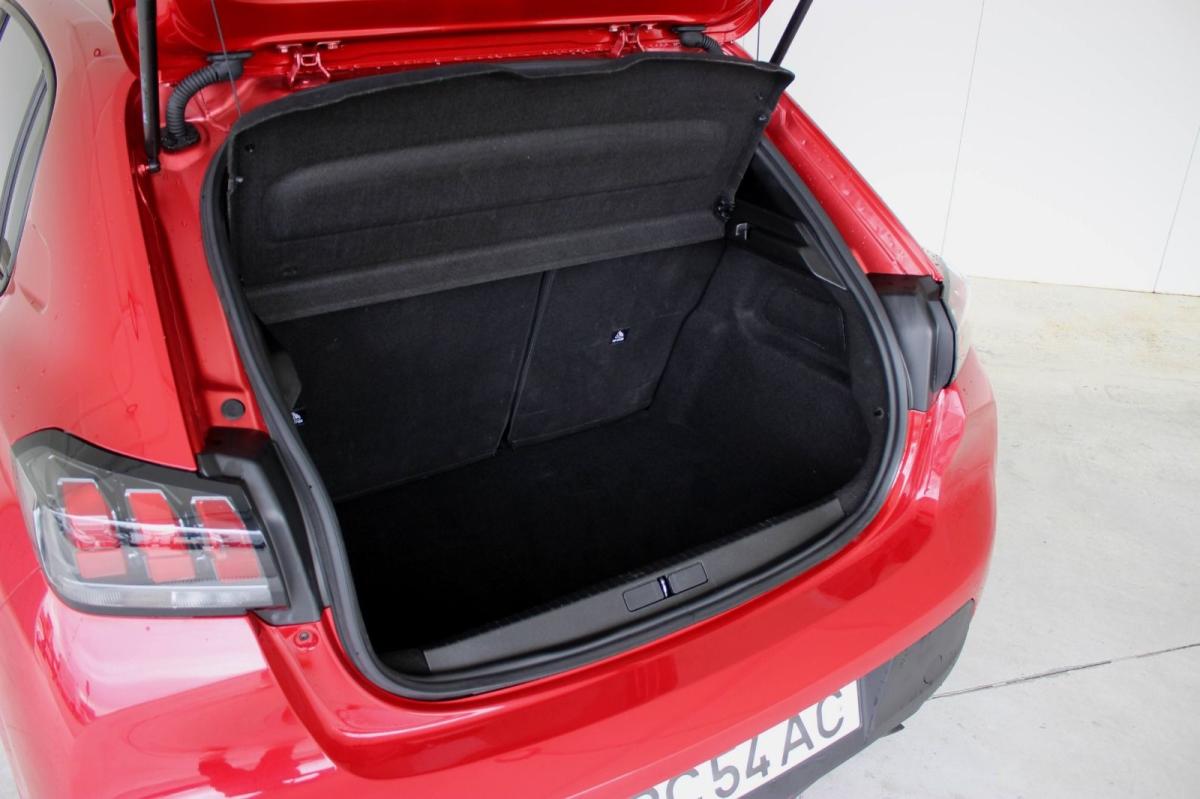 peugeot-208-2023-gasolina-1199cc