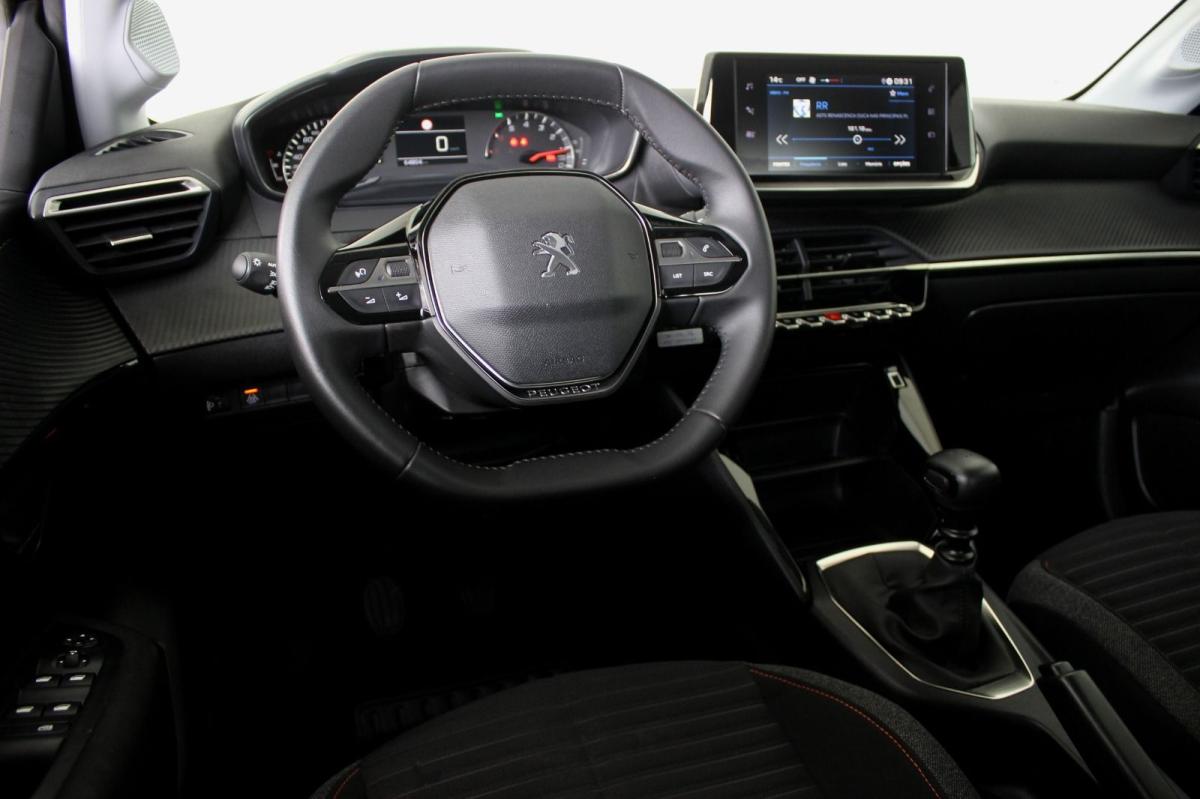 peugeot-208-2023-gasolina-1199cc