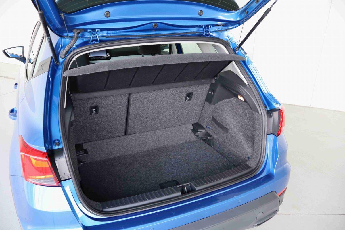 seat-arona-2023-gasolina-999cc