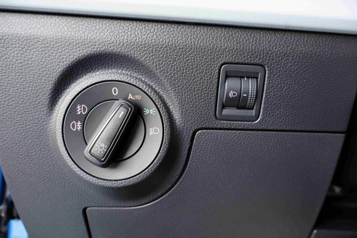 seat-arona-2023-gasolina-999cc