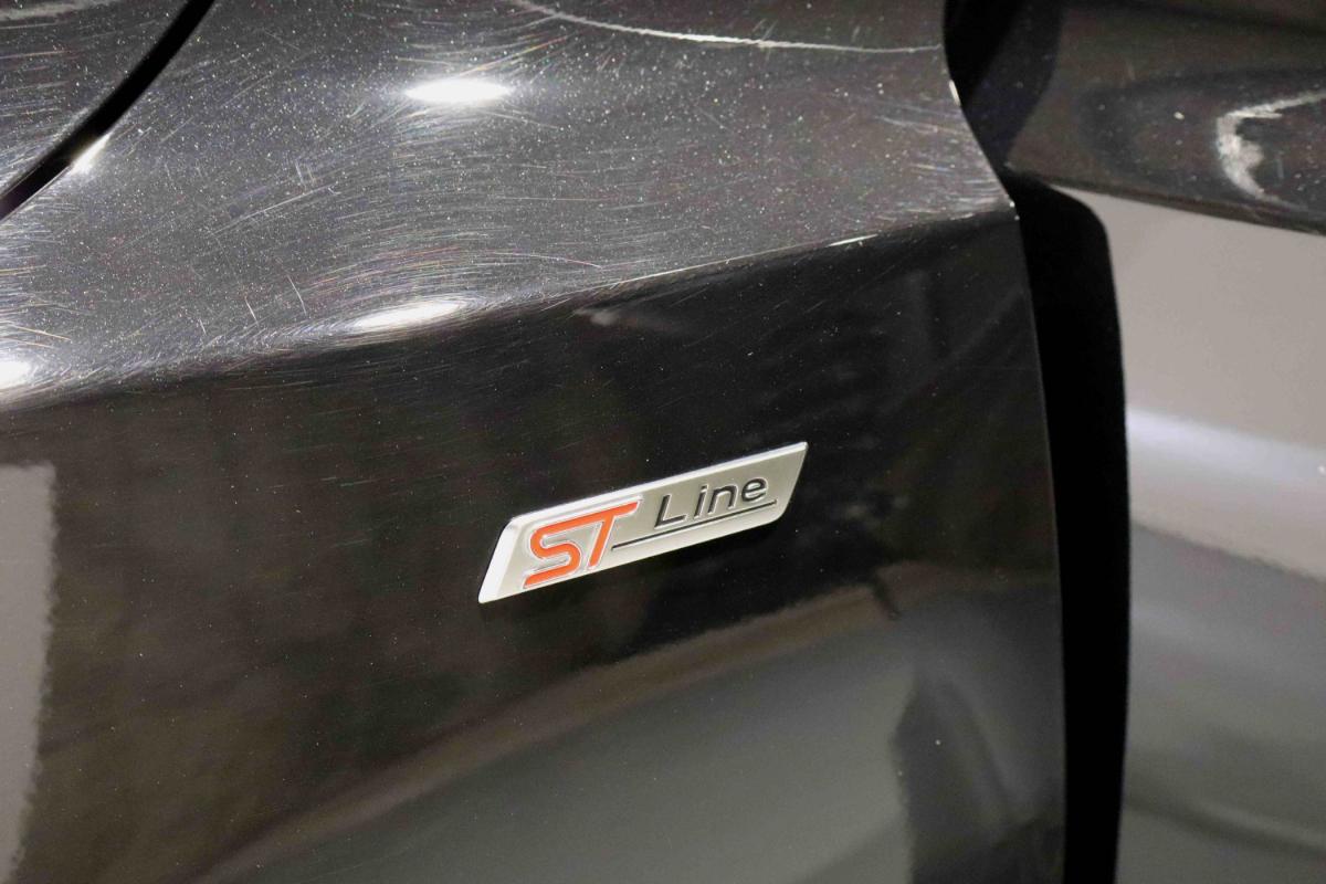 ford-focus-2024-diesel-1499cc