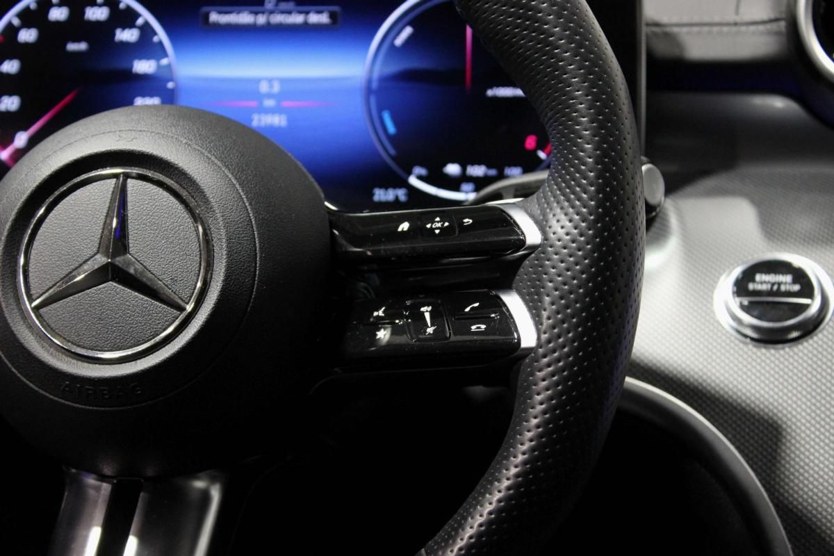 mercedes-benz-classe-c-2023-hibrido-a-gasolina-1993cc
