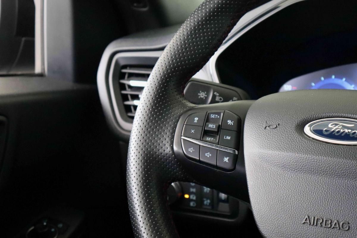 ford-kuga-2023-gasolina-1499cc