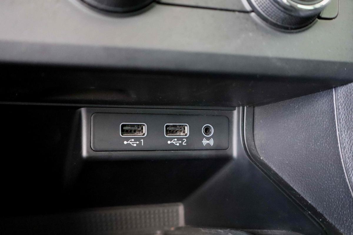 seat-leon-2019-gasolina-999cc