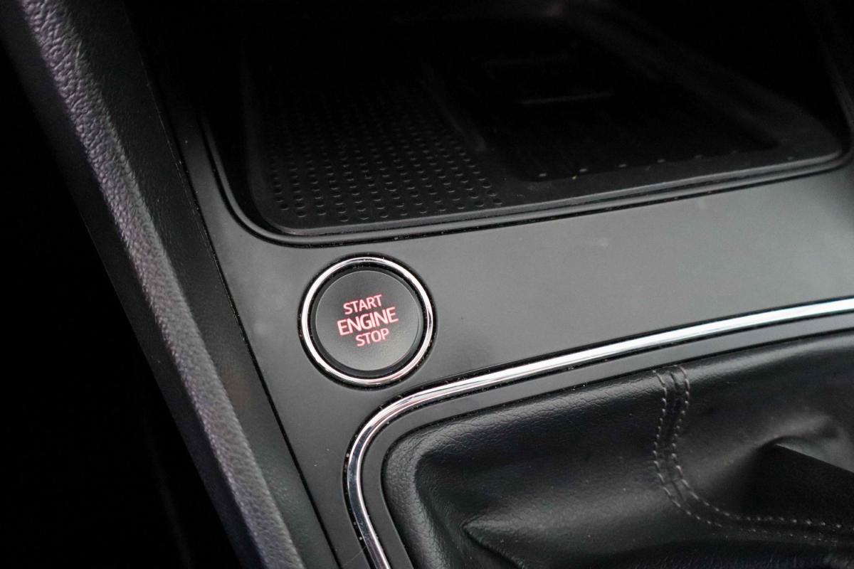 seat-leon-2019-gasolina-999cc