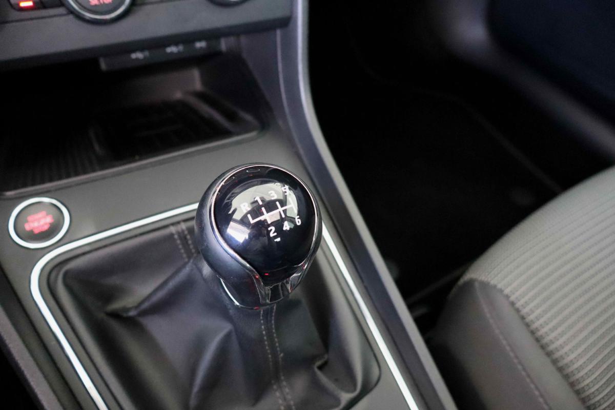 seat-leon-2019-gasolina-999cc