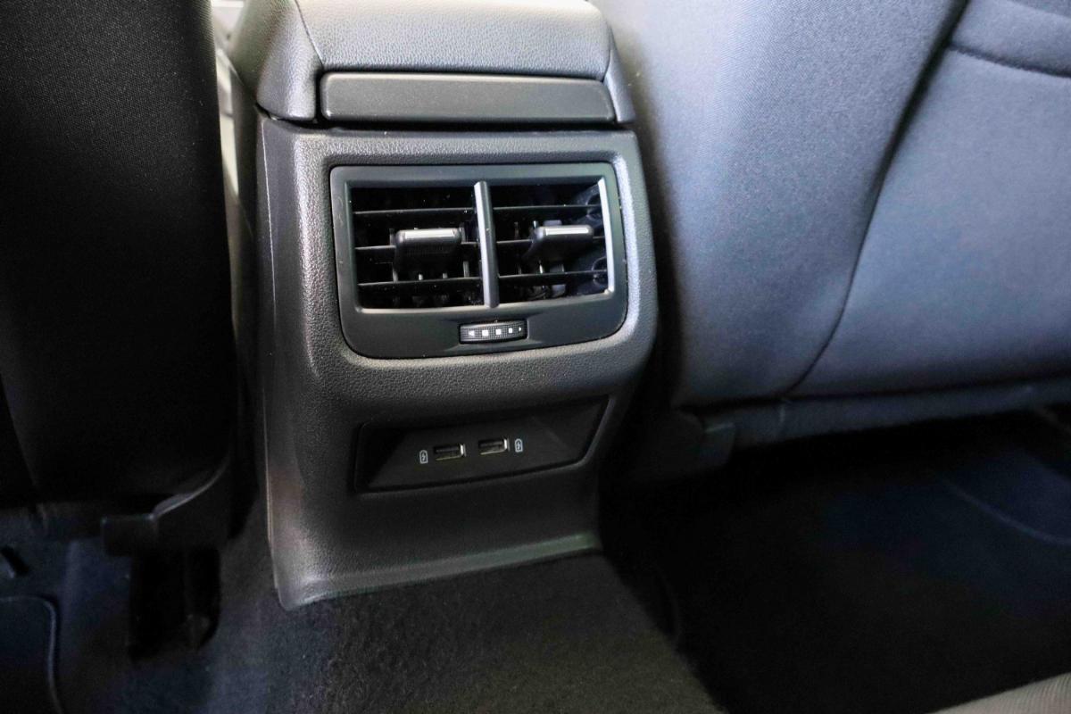 seat-leon-2019-gasolina-999cc