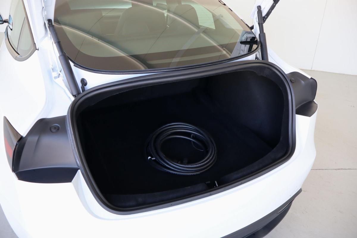 tesla-model-3-2024-eletrico-500cc