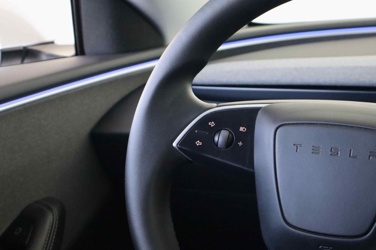 tesla-model-3-2024-eletrico-500cc