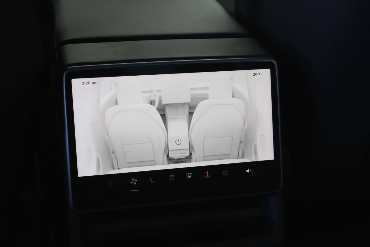 tesla-model-3-2024-eletrico-500cc