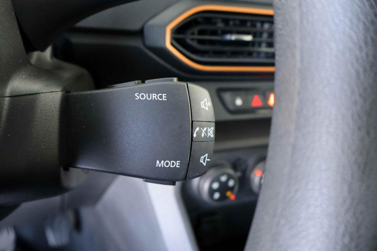 dacia-sandero-2022-gasolina-999cc