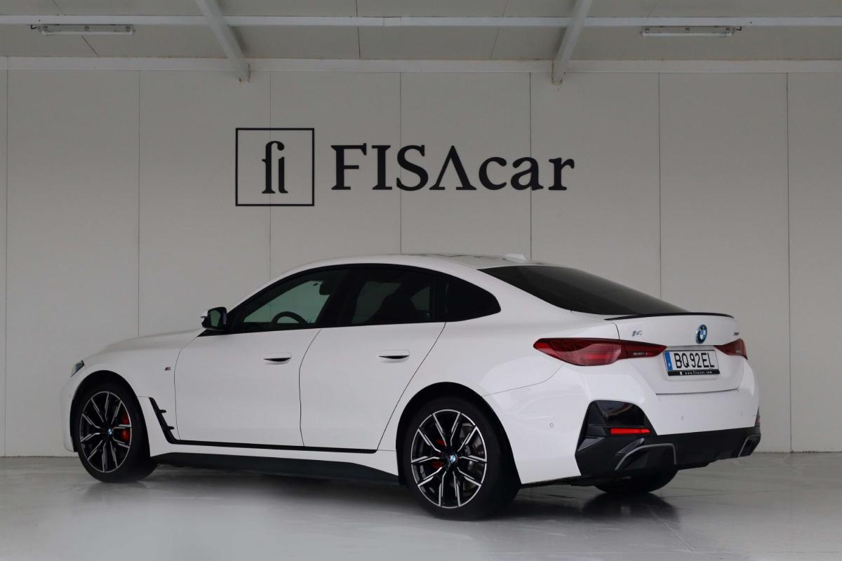 bmw-i4-2025-eletrico-500cc