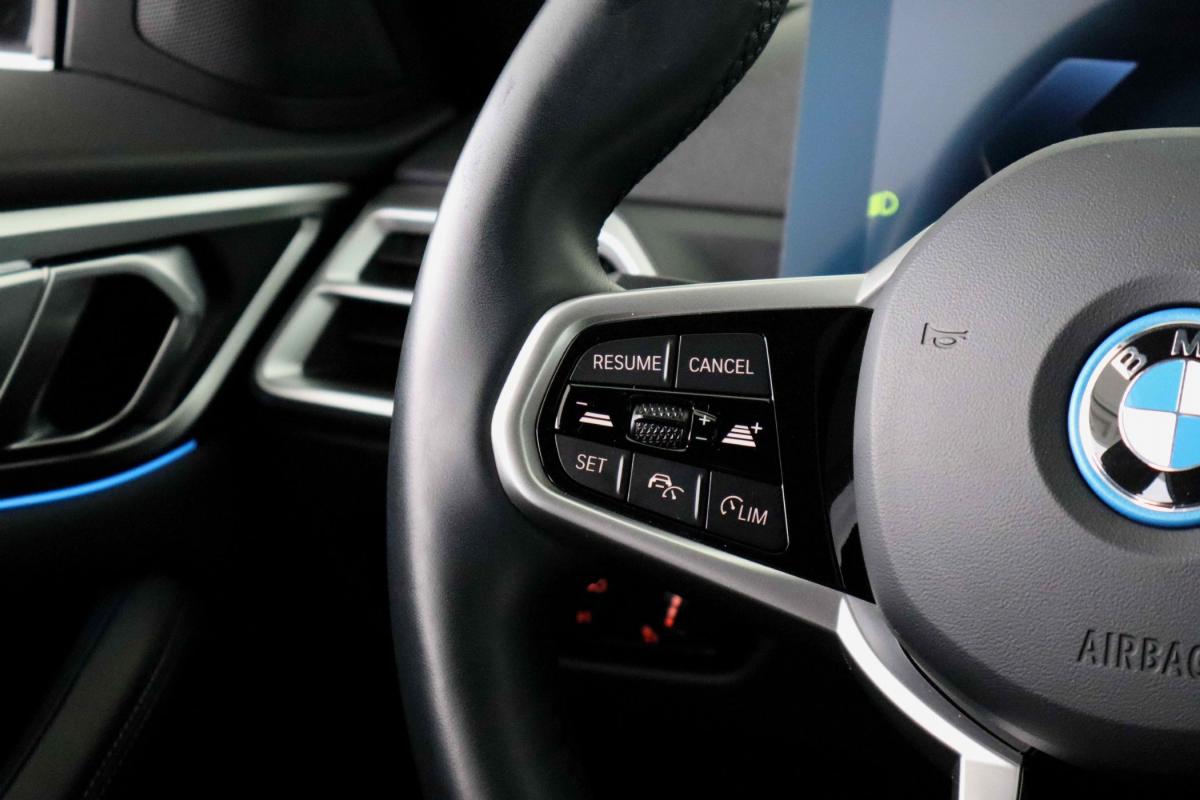 bmw-i4-2025-eletrico-500cc