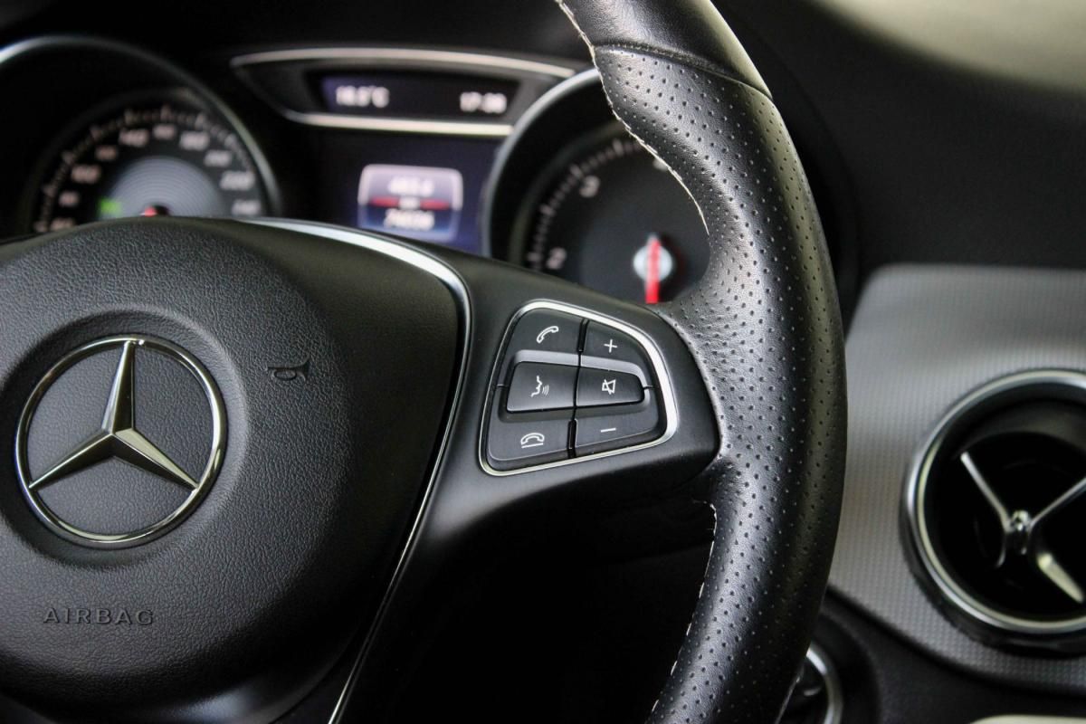 mercedes-benz-gla-2017-diesel-1461cc
