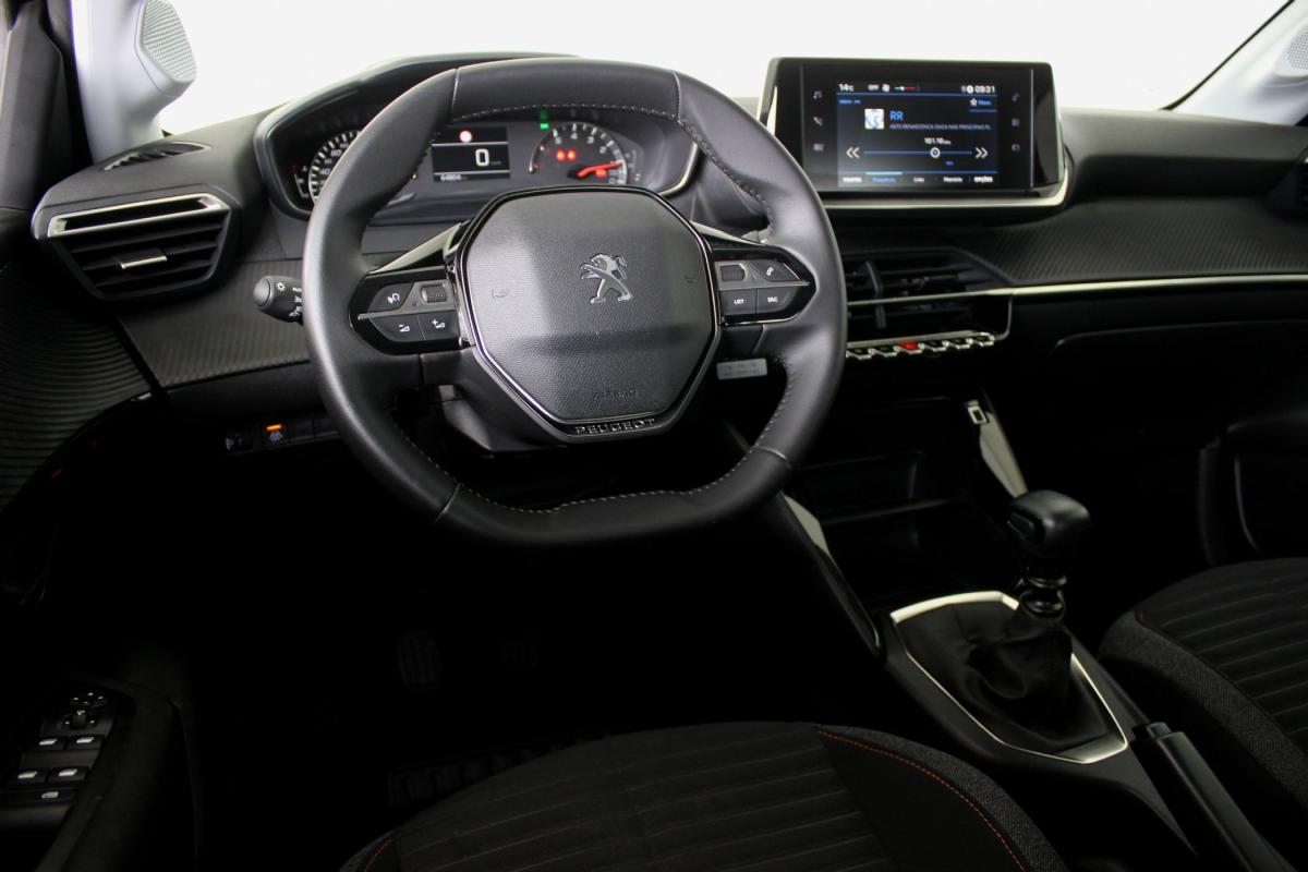 peugeot-208-2023-gasolina-1199cc