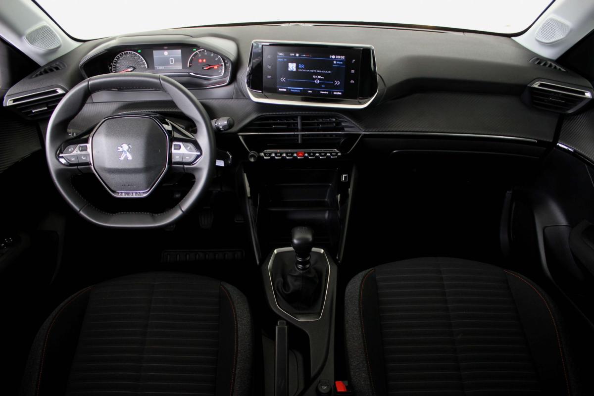 peugeot-208-2023-gasolina-1199cc