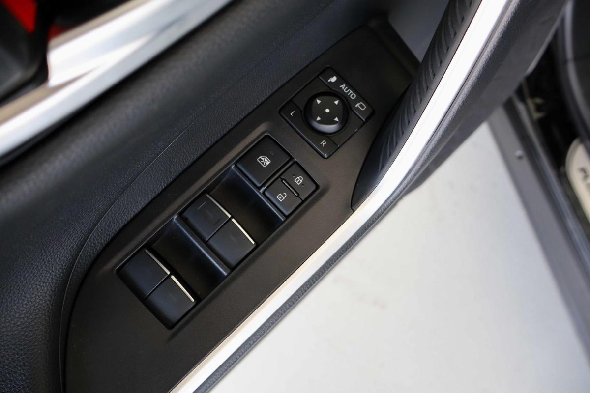 toyota-rav4-2025-hibrido-a-gasolina-2487cc