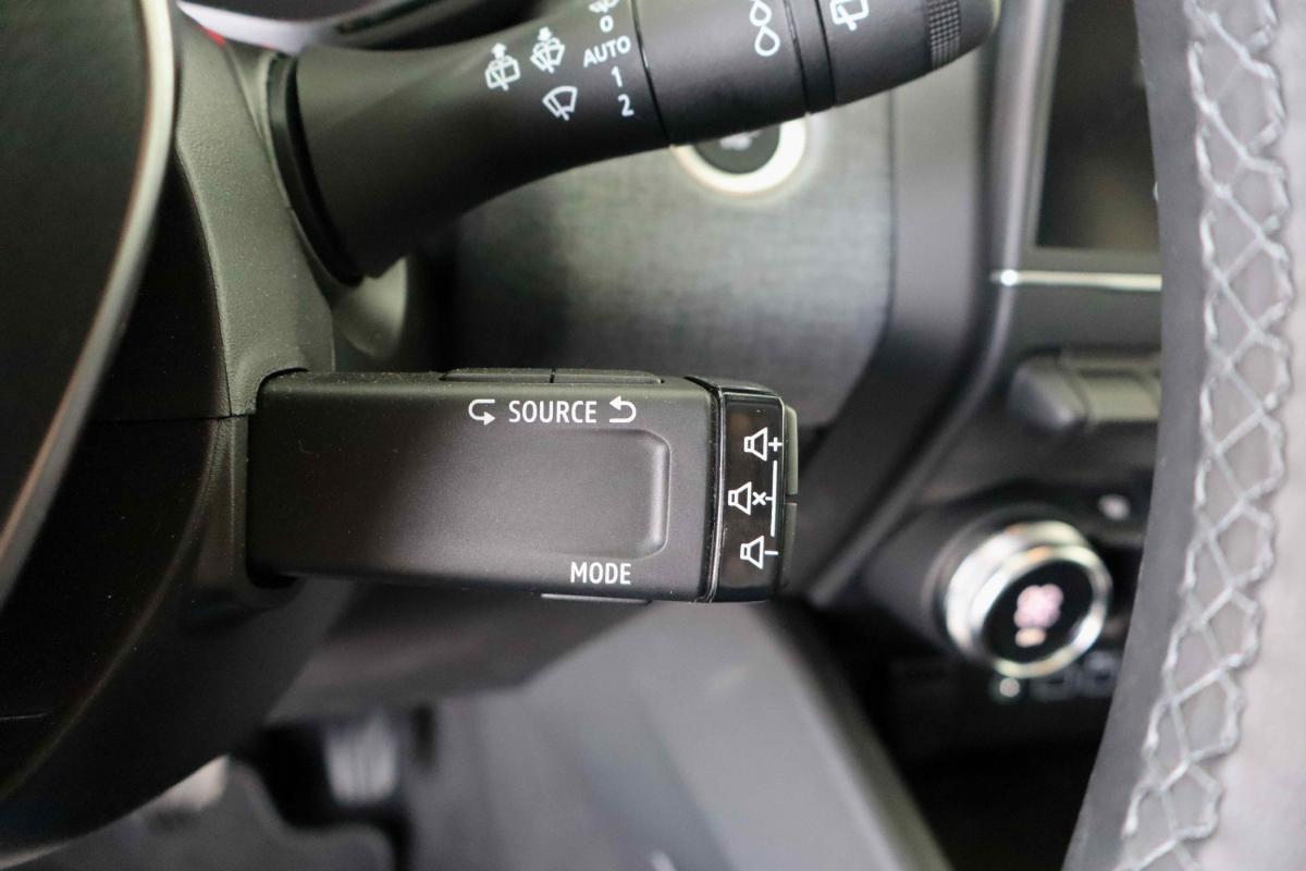 mitsubishi-colt-2025-gpl-999cc