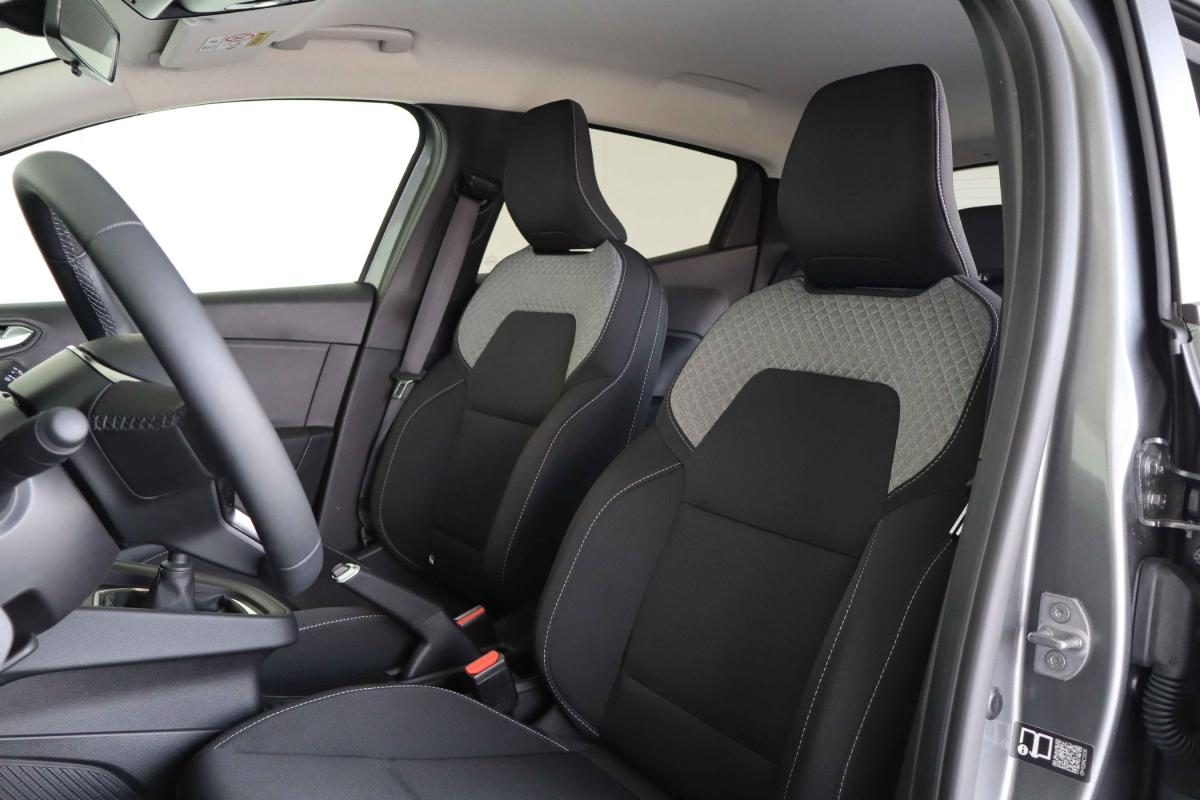 mitsubishi-colt-2025-gpl-999cc