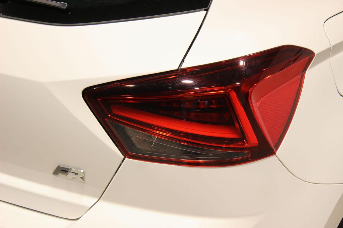 seat-ibiza-2023-gasolina-999cc