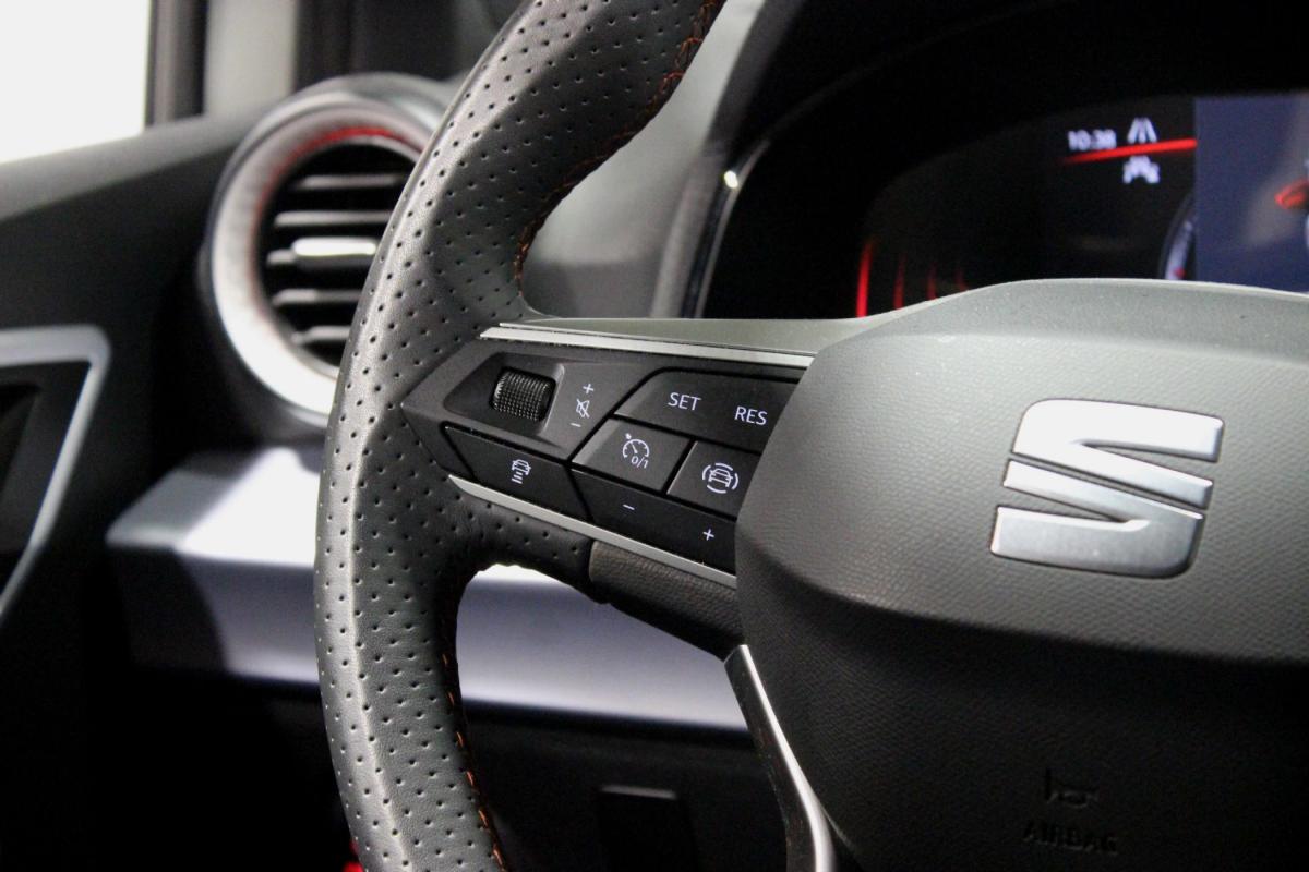 seat-ibiza-2023-gasolina-999cc