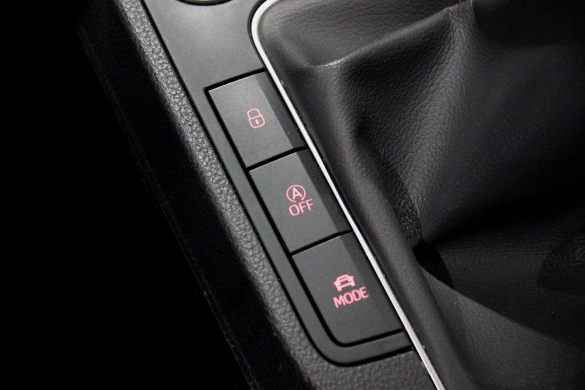 seat-ibiza-2023-gasolina-999cc