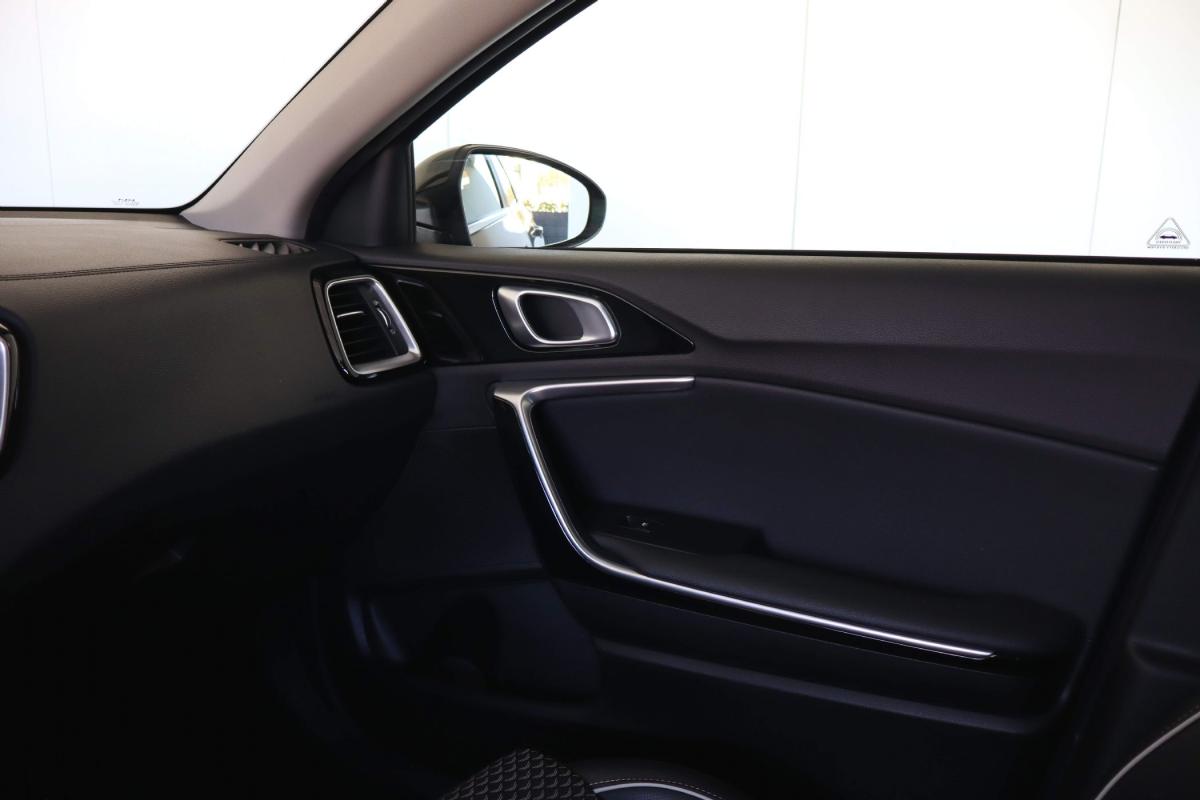 kia-xceed-2022-hibrido-a-gasolina-1580cc