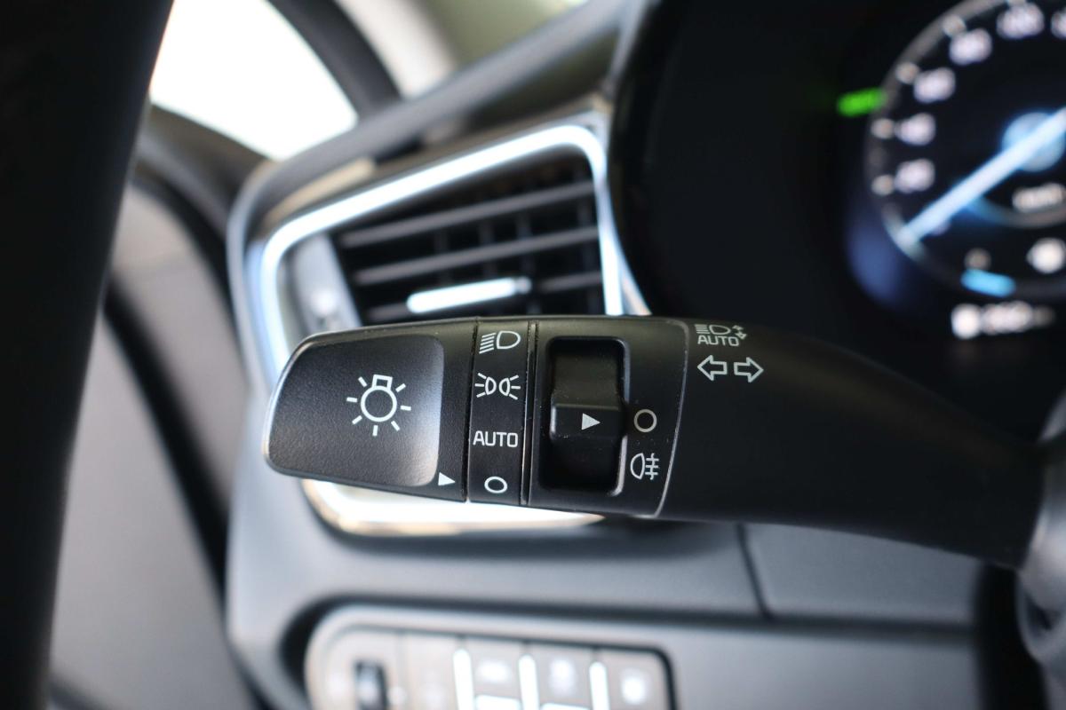 kia-xceed-2022-hibrido-a-gasolina-1580cc