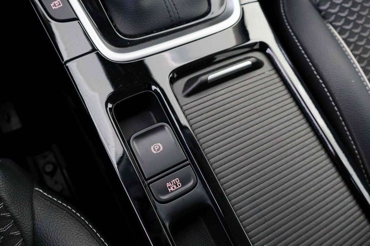 kia-xceed-2022-hibrido-a-gasolina-1580cc