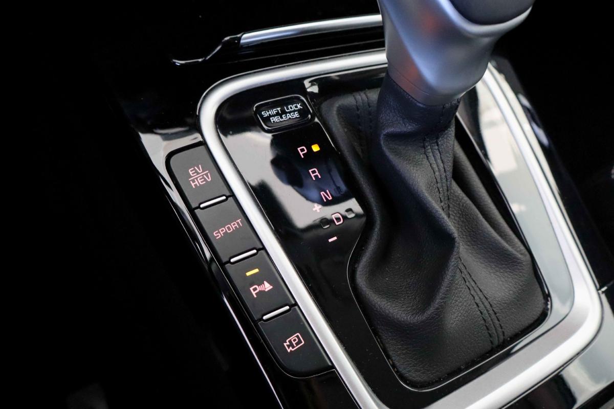 kia-xceed-2022-hibrido-a-gasolina-1580cc