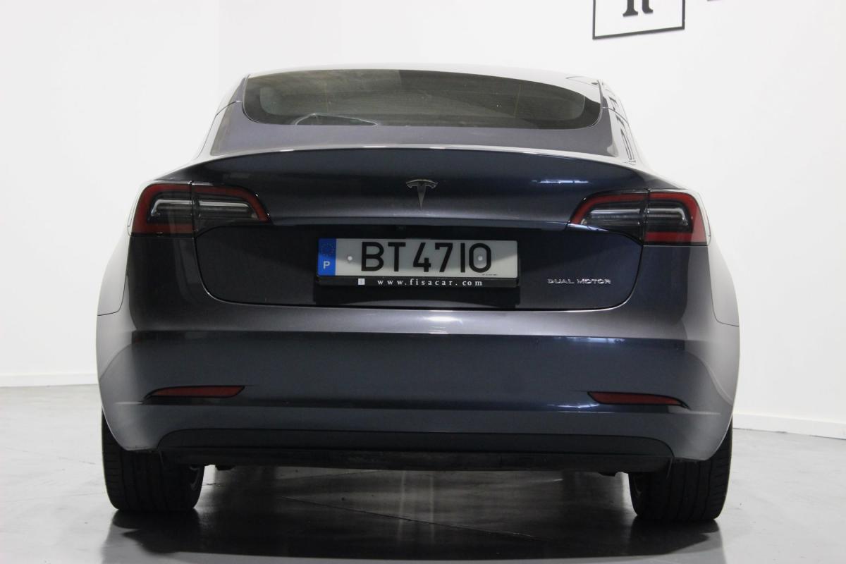 tesla-model-3-2022-eletrico-500cc