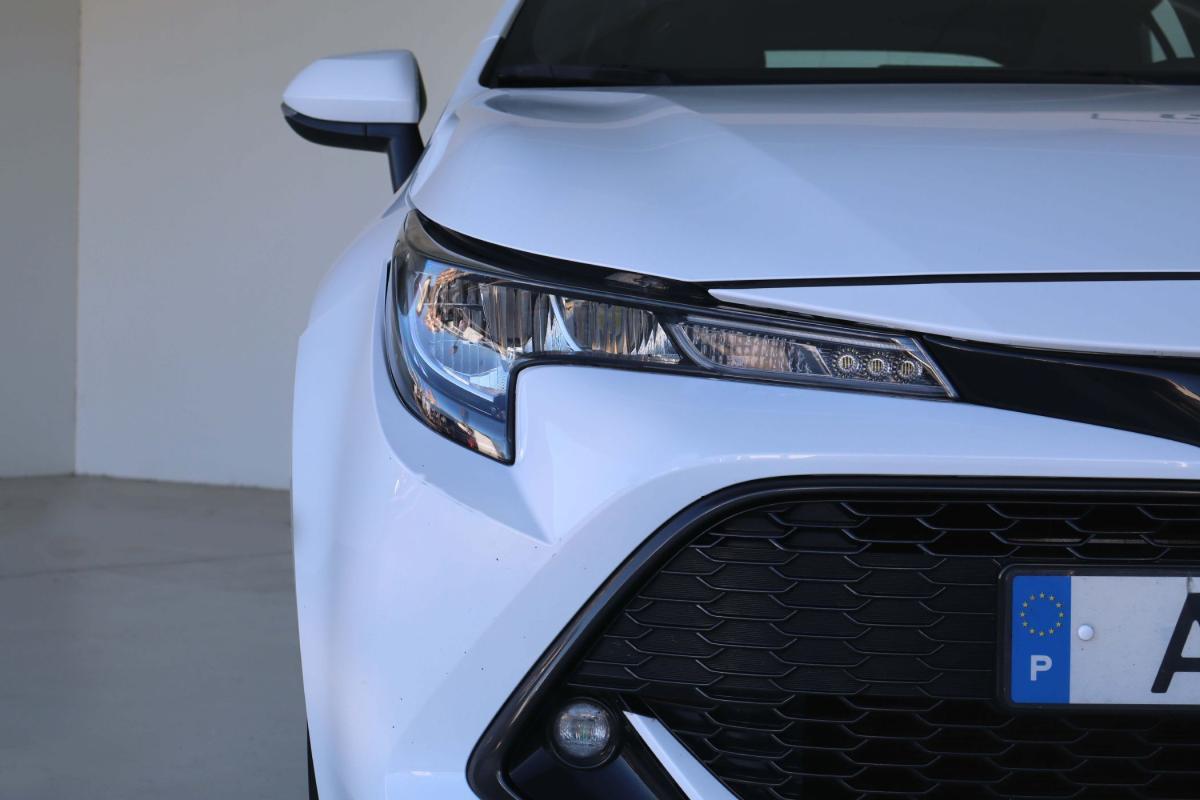 toyota-corolla-2021-hibrido-a-gasolina-1798cc