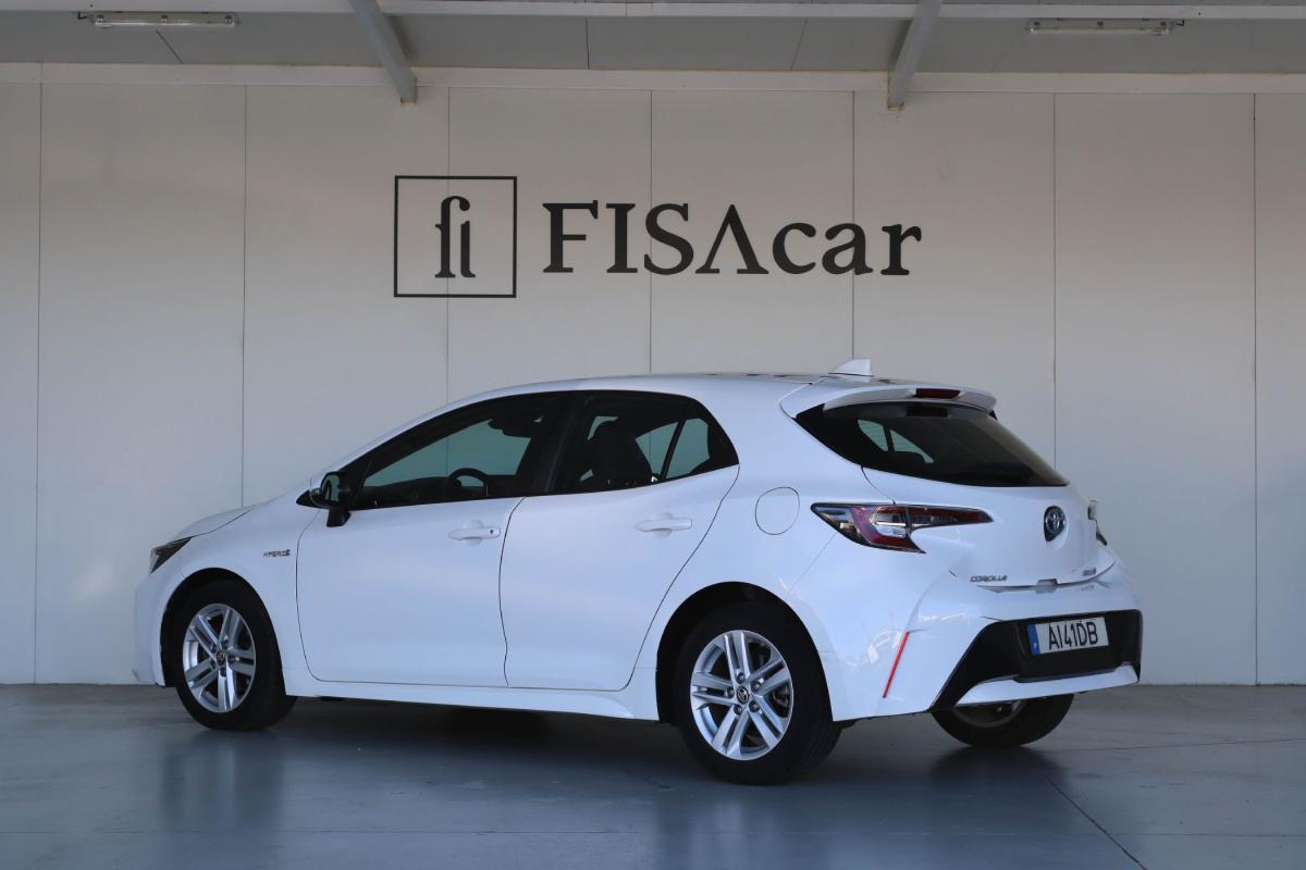 toyota-corolla-2021-hibrido-a-gasolina-1798cc