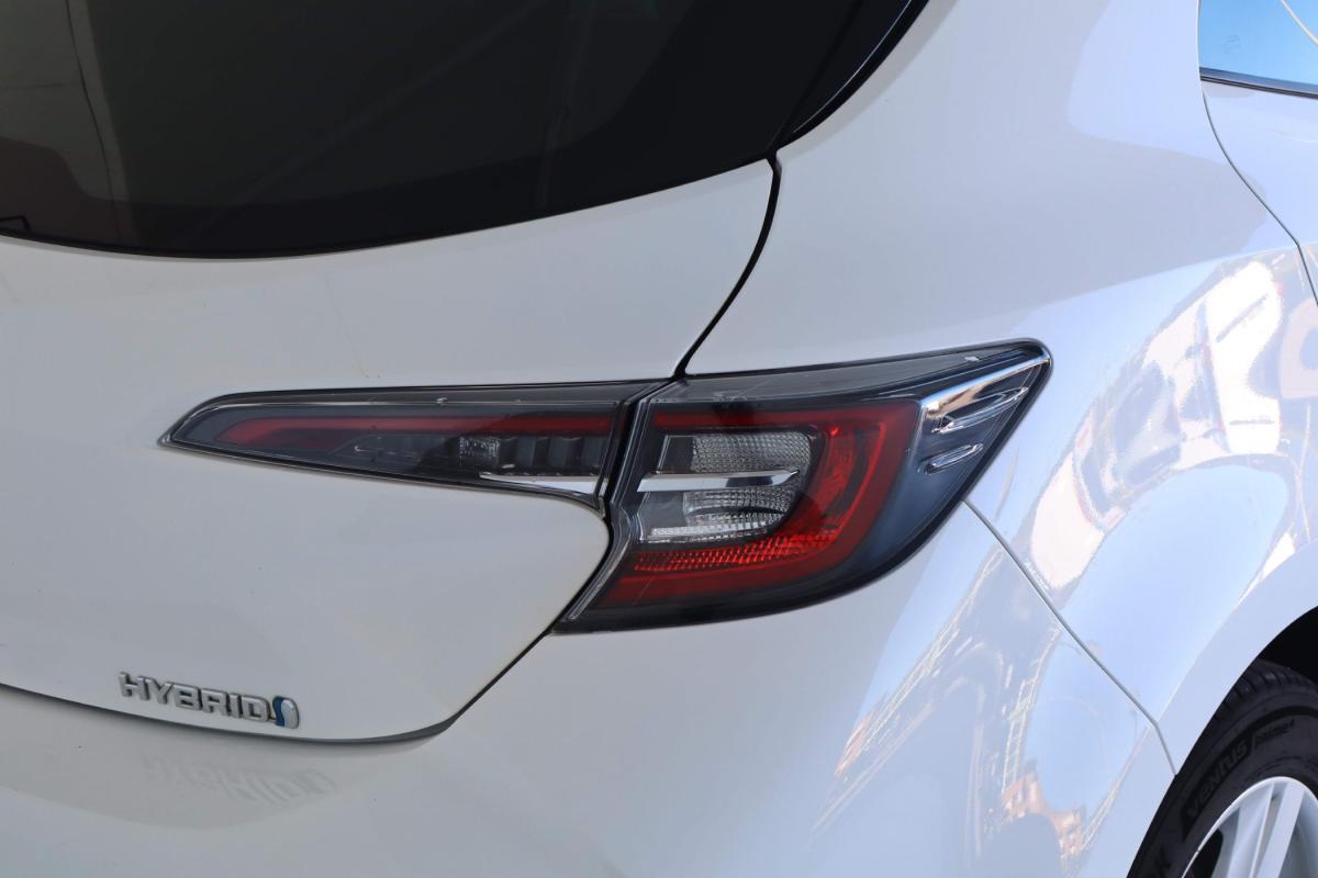 toyota-corolla-2021-hibrido-a-gasolina-1798cc