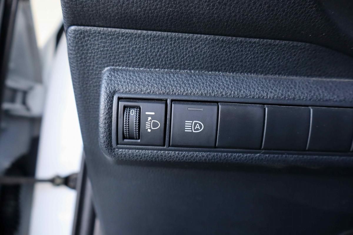 toyota-corolla-2021-hibrido-a-gasolina-1798cc