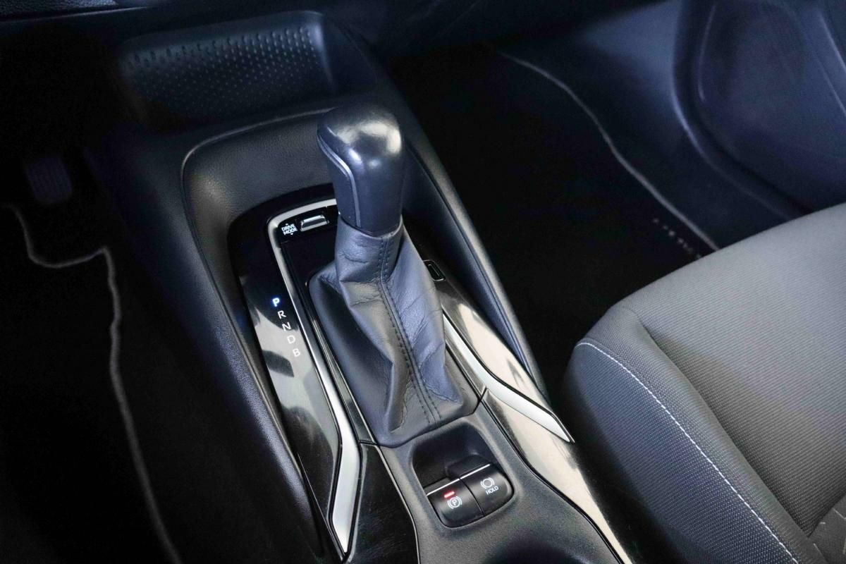 toyota-corolla-2021-hibrido-a-gasolina-1798cc