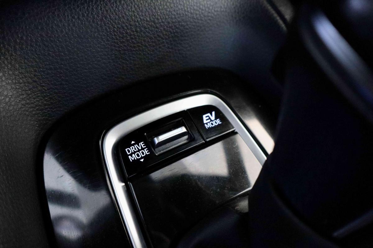 toyota-corolla-2021-hibrido-a-gasolina-1798cc
