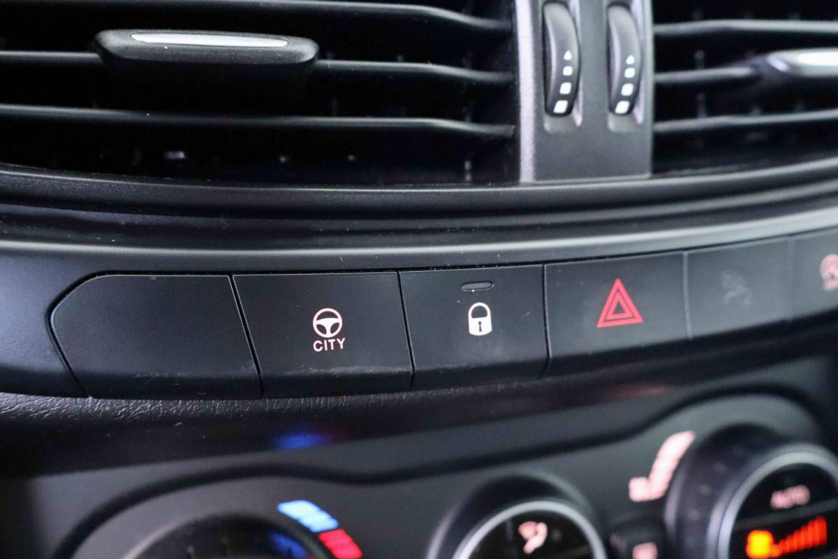 fiat-tipo-station-wagon-2018-diesel-1248cc