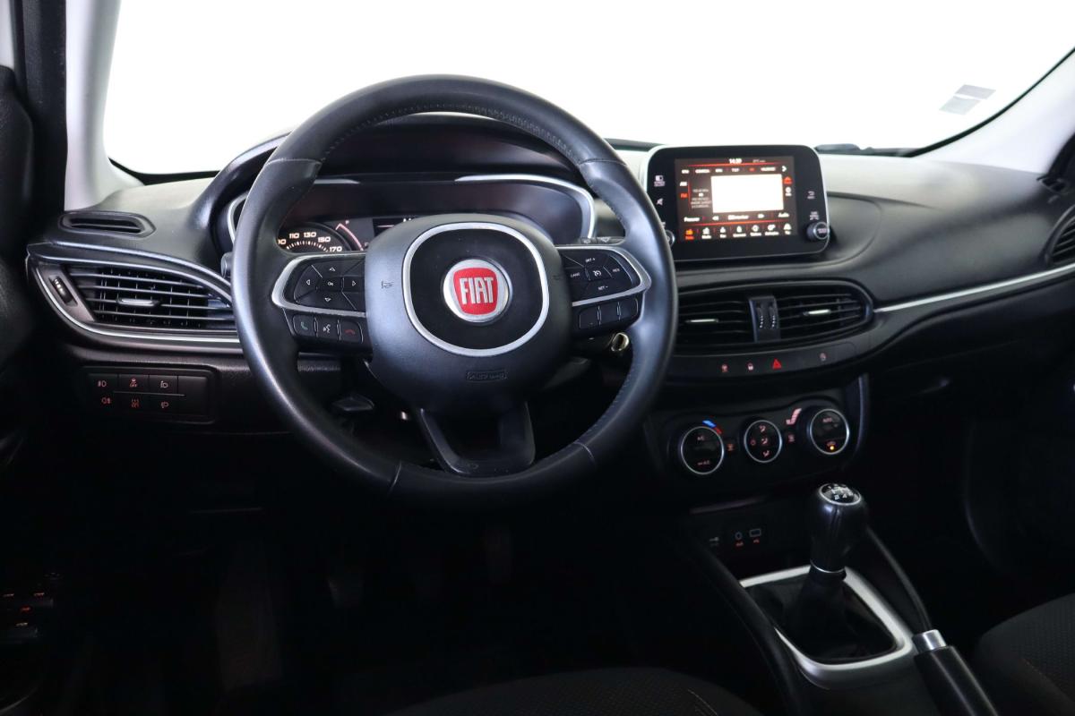 fiat-tipo-station-wagon-2018-diesel-1248cc