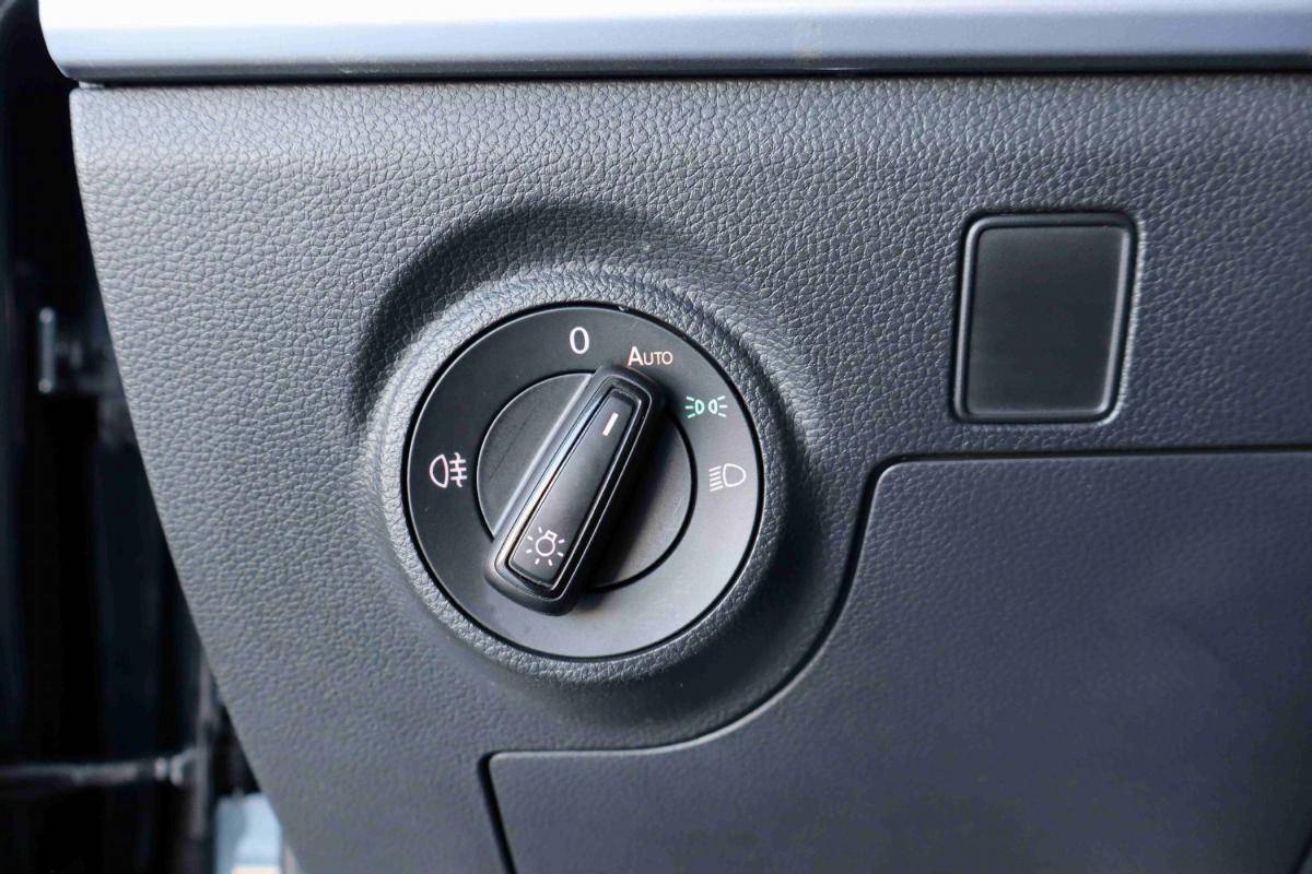 seat-arona-2023-gasolina-999cc