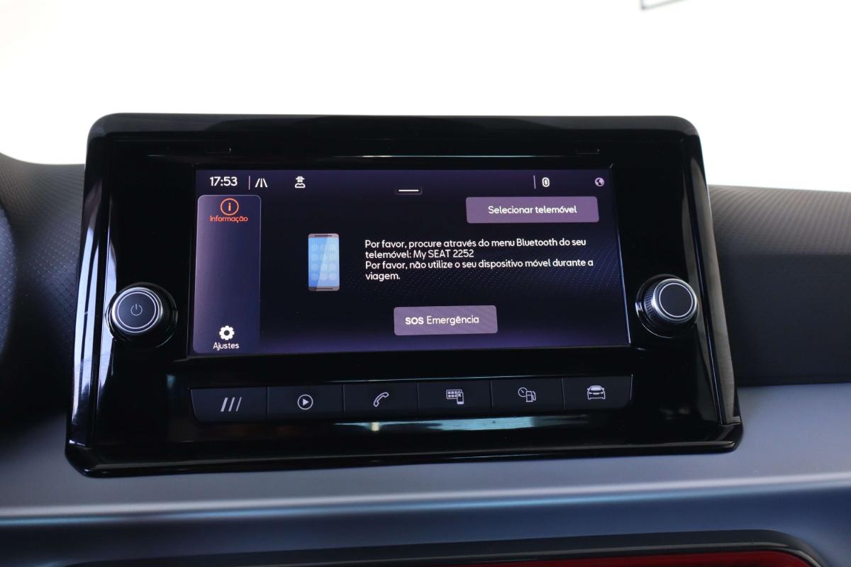 seat-arona-2023-gasolina-999cc