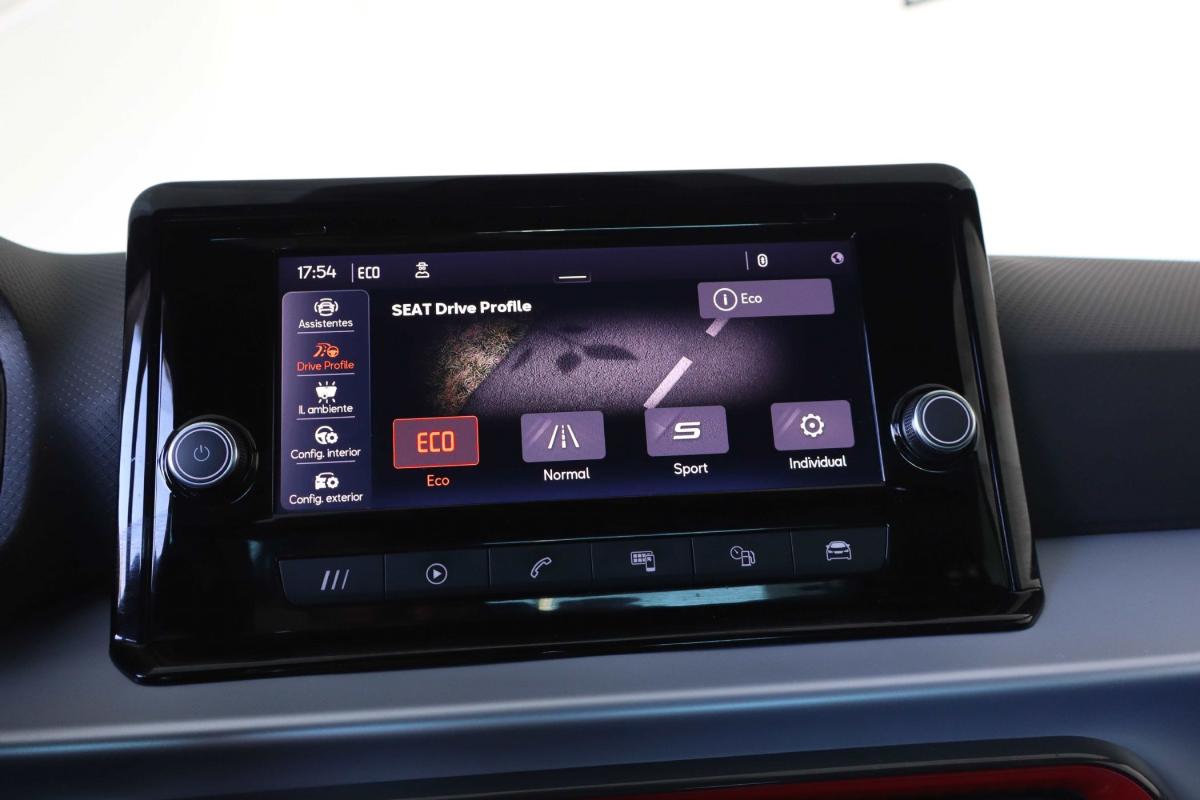seat-arona-2023-gasolina-999cc