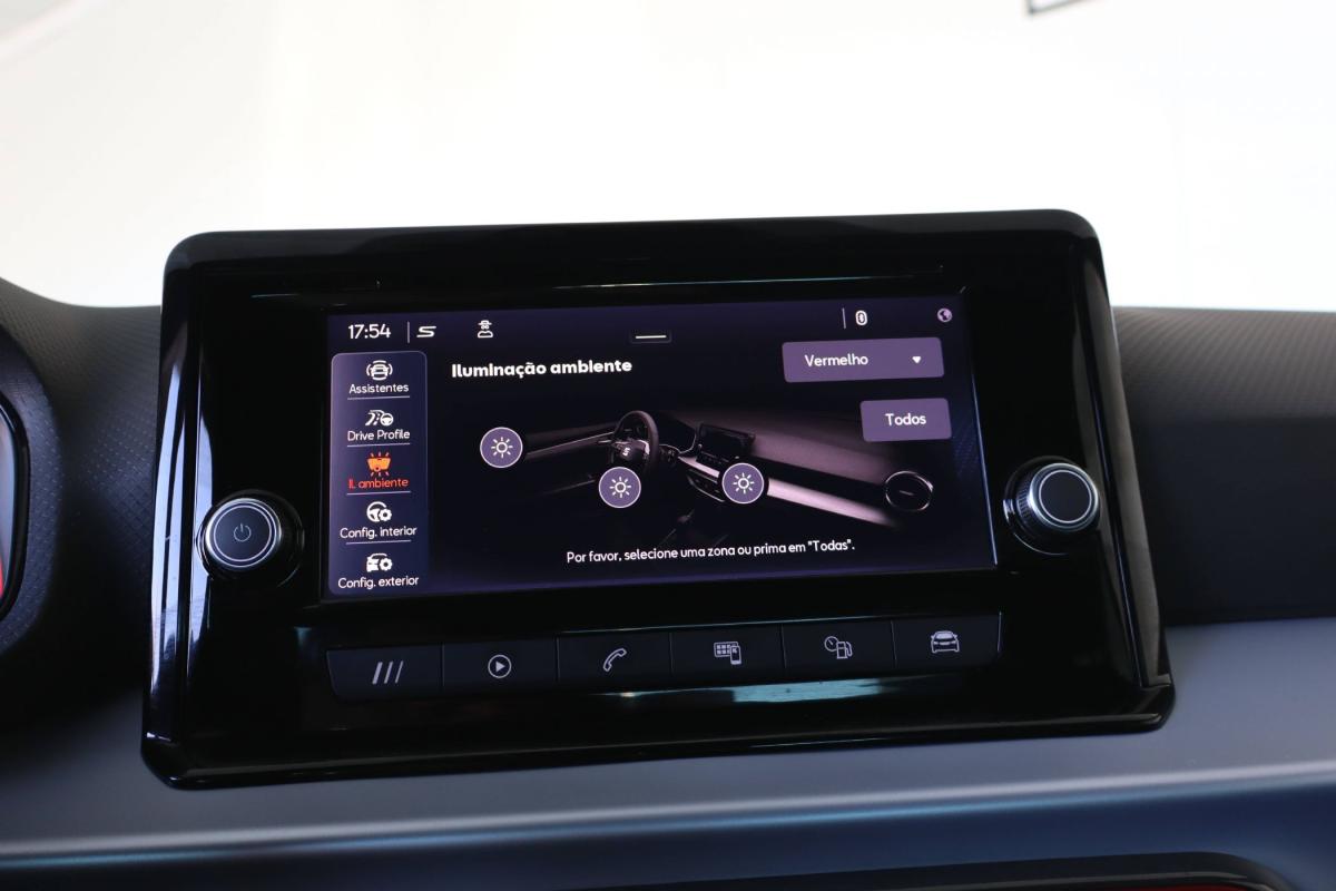 seat-arona-2023-gasolina-999cc